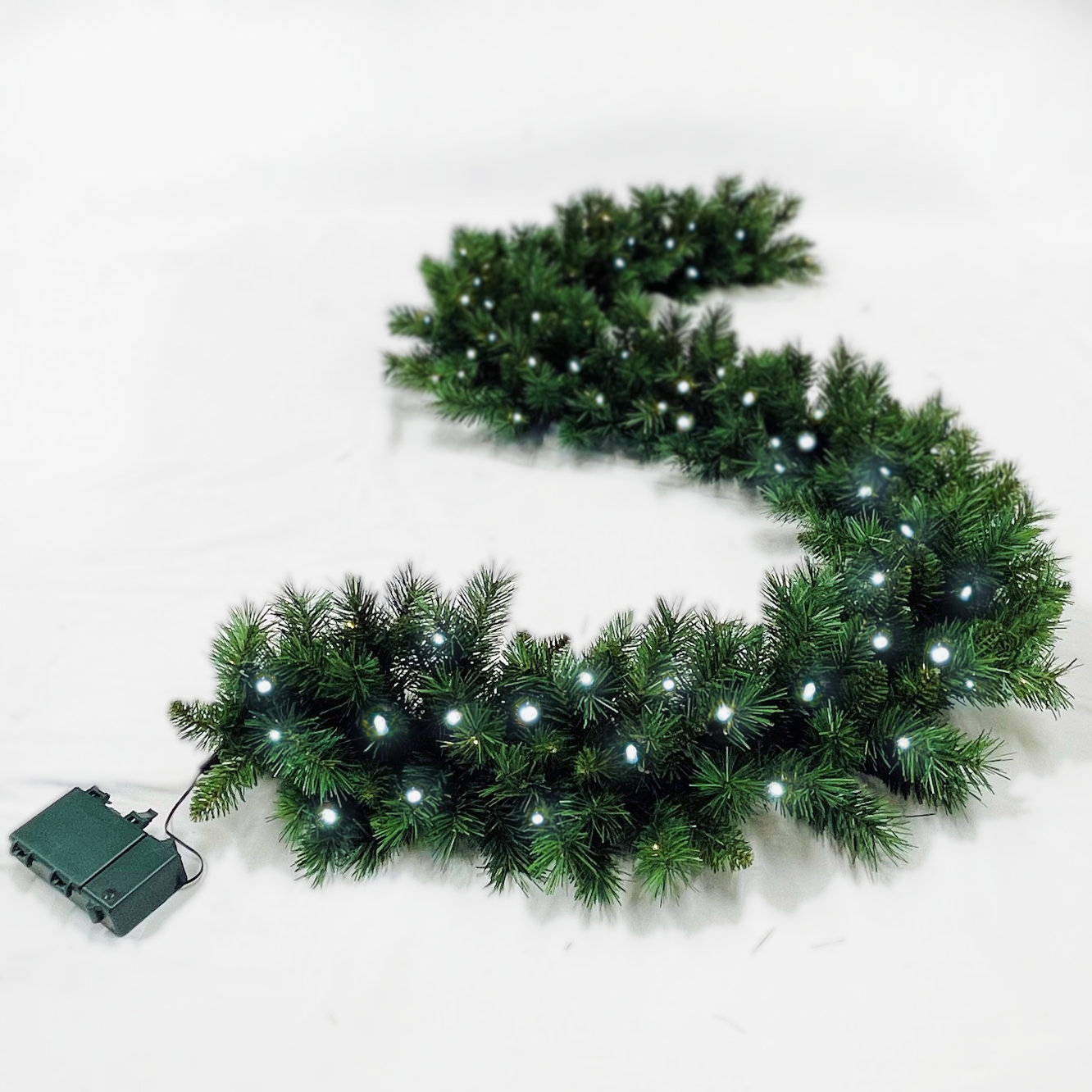 9ft Pre-Lit Garland, with dual chip LEDs in warm white and ice white- Battery. £49.99 plus VAT