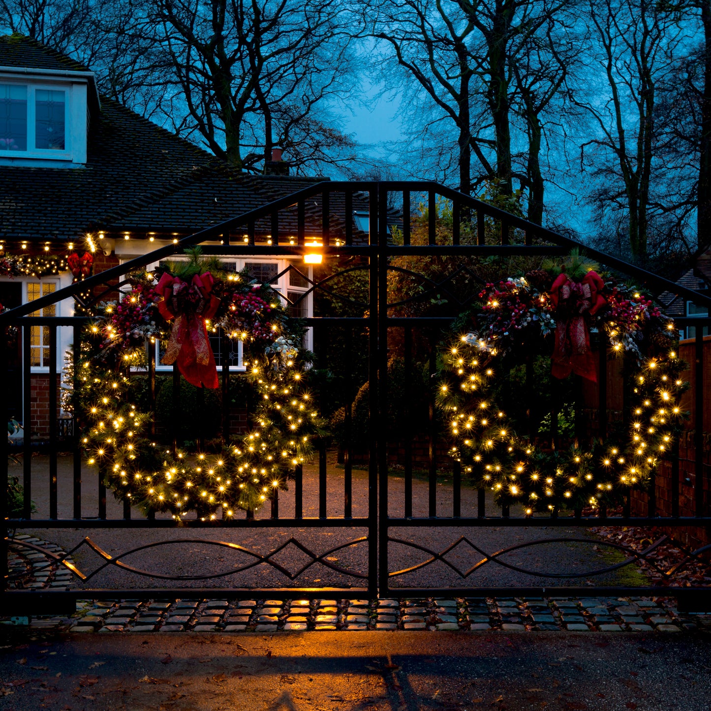 48 inch Wreath with dual chip LED's £98 plus VAT